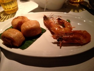 crevettes épicées pains frits